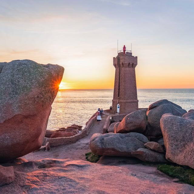 Phare du Mean Ruz à Ploumanac'h | Perros-Guirec | Côtes d'Armor (Bretagne)