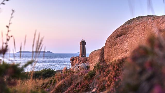 Phare Mean Ruz - Ploumanac'h - Perros-Guirec - Côte de Granit Rose - Côtes d'Armor (Bretagne)