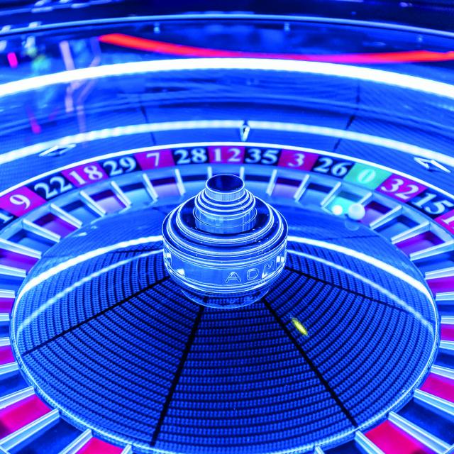 Casino-Roulette Electronique-Plage de Trestraou | Perros-Guirec | Côtes d'Armor (Bretagne)