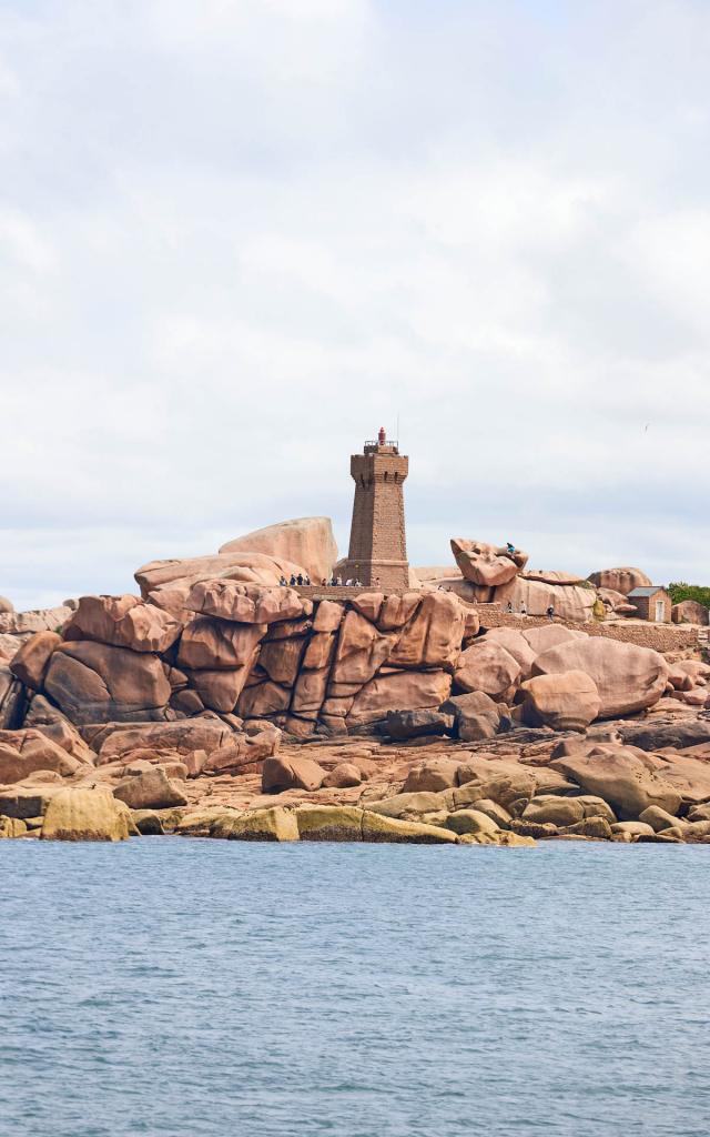 Vue de la mer, rochers - Phare de Ploumanac'h | Ploumanac'h - Sentier des douaniers | Côte de Granit Rose | Perros-Guirec | Côtes d'Armor (Bretagne)